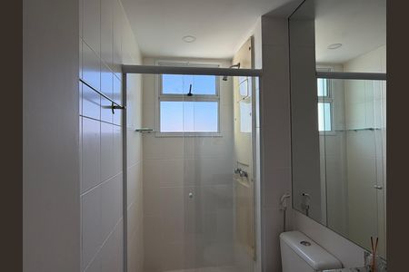 Banheiro da suíte 1 de apartamento para alugar com 2 quartos, 77m² em Barra Olímpica, Rio de Janeiro