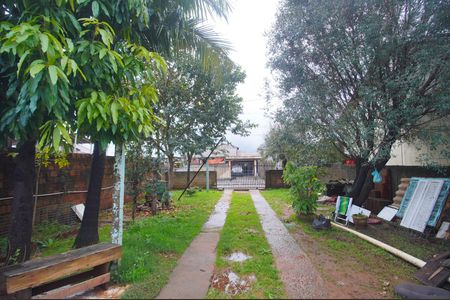 Garagem de casa à venda com 2 quartos, 90m² em Vicentina, São Leopoldo