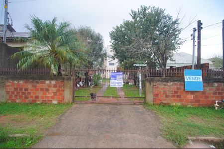 Fachada de casa à venda com 2 quartos, 90m² em Vicentina, São Leopoldo