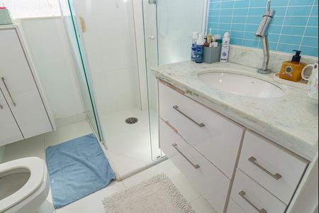 Banheiro de apartamento à venda com 2 quartos, 68m² em Consolação, São Paulo