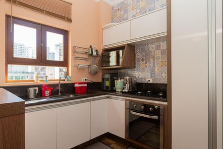 Cozinha de apartamento à venda com 2 quartos, 68m² em Consolação, São Paulo