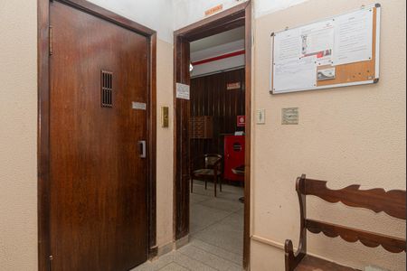 Área comum - Elevador de apartamento à venda com 2 quartos, 68m² em Consolação, São Paulo