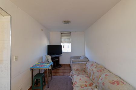 Sala de apartamento para alugar com 2 quartos, 56m² em Itaquera, São Paulo