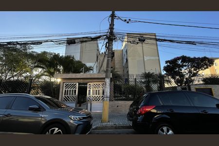 Fachada de apartamento para alugar com 2 quartos, 56m² em Itaquera, São Paulo