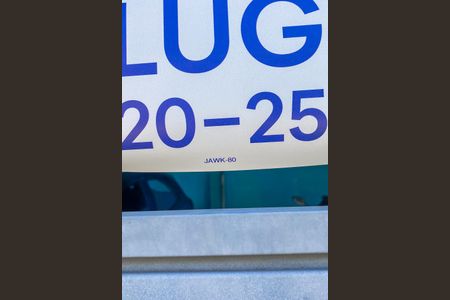 Placa  de casa para alugar com 2 quartos, 90m² em Vila Ré, São Paulo