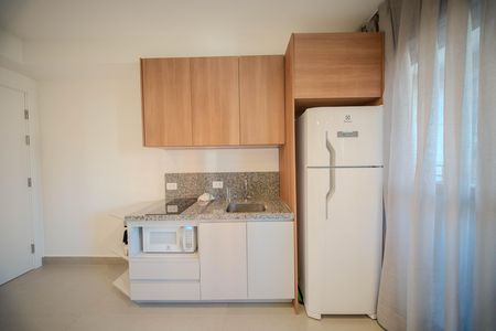 Cozinha de kitnet/studio para alugar com 1 quarto, 29m² em Pompeia, São Paulo