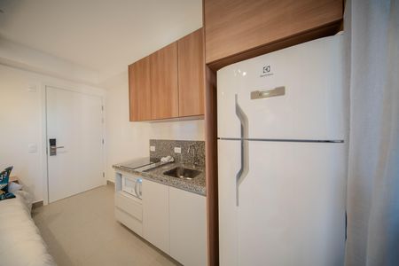 Cozinha de kitnet/studio para alugar com 1 quarto, 29m² em Pompeia, São Paulo