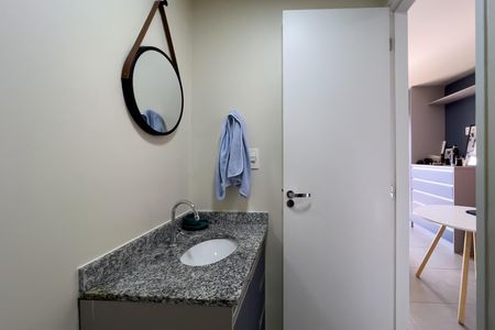 Studio à venda com 28m², 1 quarto e sem vaga Studio à venda com 28m², 1 quarto e sem vagaBanheiro