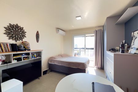 Studio à venda com 28m², 1 quarto e sem vaga Studio à venda com 28m², 1 quarto e sem vagaStudio