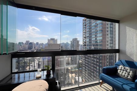 Studio à venda com 28m², 1 quarto e sem vaga Studio à venda com 28m², 1 quarto e sem vagaVaranda
