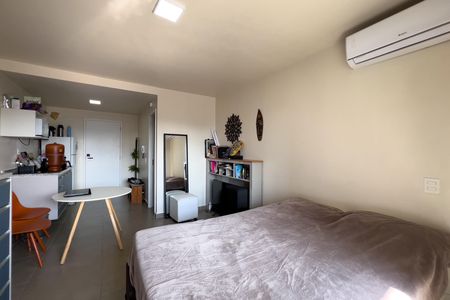 Studio à venda com 28m², 1 quarto e sem vaga Studio à venda com 28m², 1 quarto e sem vagaStudio