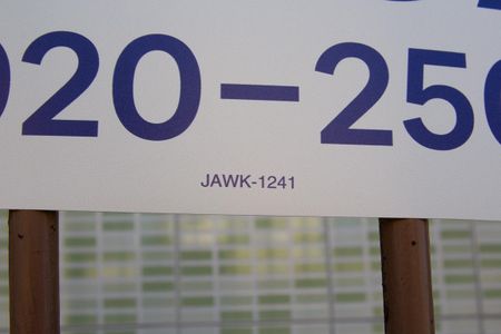 Placa instalada JAWK-1241 de casa para alugar com 2 quartos, 80m² em Vila Matias, São Paulo