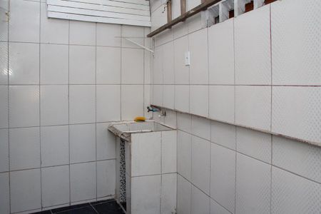 Área de Serviço de casa para alugar com 2 quartos, 80m² em Vila Matias, São Paulo