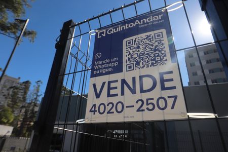 Apartamento à venda com 42m², 2 quartos e sem vaga Apartamento à venda com 42m², 2 quartos e sem vagaPlaca