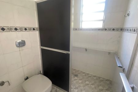 Banheiro de casa para alugar com 3 quartos, 95m² em Parque Lafaiete, Duque de Caxias