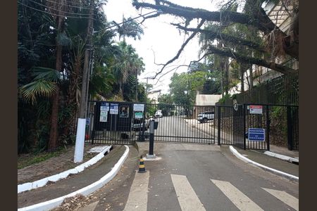 Fachada de casa de condomínio à venda com 5 quartos, 1690m² em Morumbi, São Paulo