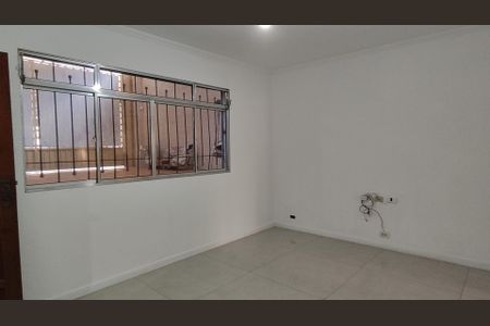 Casa para alugar com 2 quartos, 100m² em Vila Joao Batista, São Paulo