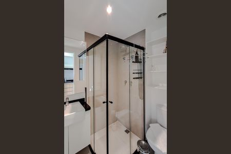Banheiro de kitnet/studio para alugar com 1 quarto, 29m² em Paraíso, São Paulo