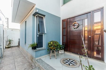 Casa para alugar com 300m², 3 quartos e 2 vagasÁrea Externa