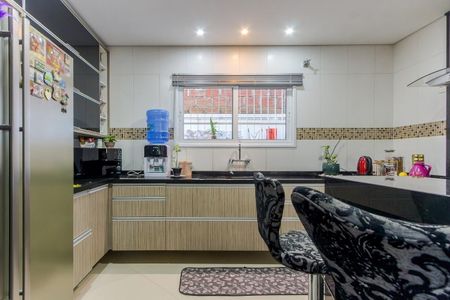 Casa para alugar com 300m², 3 quartos e 2 vagasCozinha