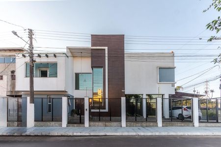 Casa para alugar com 300m², 3 quartos e 2 vagasFachada