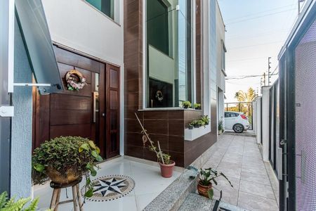 Casa para alugar com 300m², 3 quartos e 2 vagasÁrea Externa