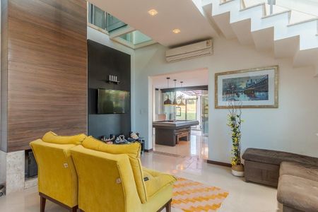 Casa para alugar com 300m², 3 quartos e 2 vagasSala