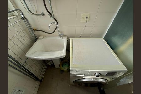 Apartamento à venda com 67m², 1 quarto e 1 vaga Apartamento à venda com 67m², 1 quarto e 1 vagaÁrea de Serviço