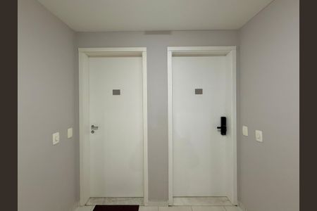 Apartamento à venda com 67m², 1 quarto e 1 vaga Apartamento à venda com 67m², 1 quarto e 1 vagaHall Apartamento