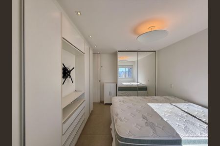 Apartamento à venda com 67m², 1 quarto e 1 vaga Apartamento à venda com 67m², 1 quarto e 1 vagaSuíte