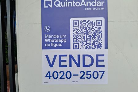 Studio à venda com 29m², 1 quarto e sem vaga Studio à venda com 29m², 1 quarto e sem vagaPlaquinha