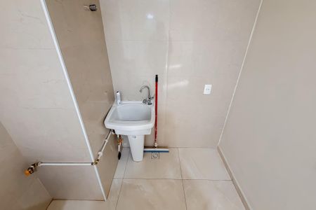 Apartamento para alugar com 38m², 2 quartos e sem vaga Apartamento para alugar com 38m², 2 quartos e sem vagaCozinha e Área de Serviço
