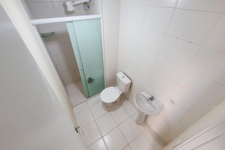 Apartamento para alugar com 38m², 2 quartos e sem vaga Apartamento para alugar com 38m², 2 quartos e sem vagaBanheiro