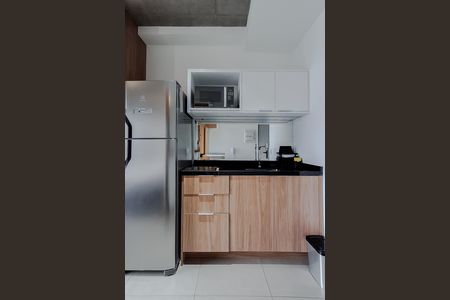 Cozinha de kitnet/studio para alugar com 1 quarto, 22m² em Paraíso, São Paulo