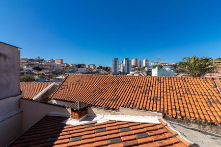 Quarto 2 - Vista de casa para alugar com 2 quartos, 148m² em Vila Carbone, São Paulo