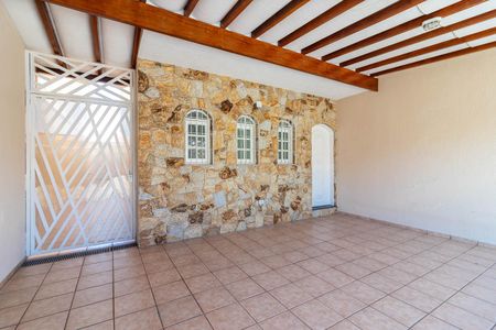 Garagem de casa para alugar com 2 quartos, 148m² em Vila Carbone, São Paulo