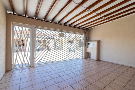 Garagem de casa para alugar com 2 quartos, 148m² em Vila Carbone, São Paulo