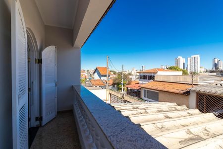 Varanda do Quarto 1 de casa para alugar com 2 quartos, 148m² em Vila Carbone, São Paulo