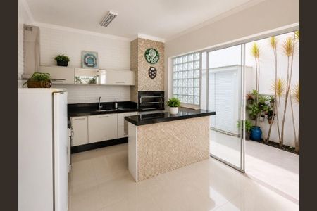 Casa à venda com 3 quartos, 185m² em Jardim das Palmeiras, Valinhos