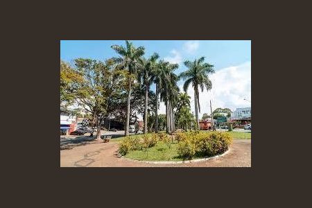 Casa à venda com 185m², 3 quartos e 4 vagas