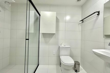 Studio para alugar com 30m², 1 quarto e 1 vaga Studio para alugar com 30m², 1 quarto e 1 vagaBanheiro