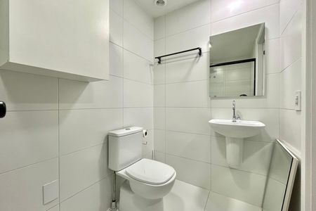 Banheiro de kitnet/studio à venda com 1 quarto, 30m² em Vila Clementino, São Paulo
