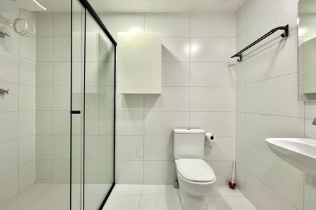 Banheiro de kitnet/studio à venda com 1 quarto, 30m² em Vila Clementino, São Paulo