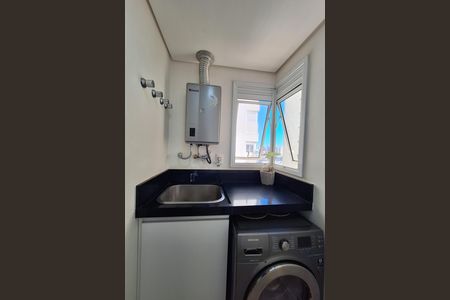Apartamento à venda com 96m², 2 quartos e 3 vagas Apartamento à venda com 96m², 2 quartos e 3 vagasÁrea de Serviço