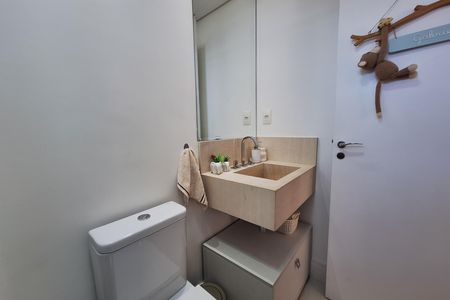 Apartamento à venda com 96m², 2 quartos e 3 vagas Apartamento à venda com 96m², 2 quartos e 3 vagasBanheiro da Suíte 2