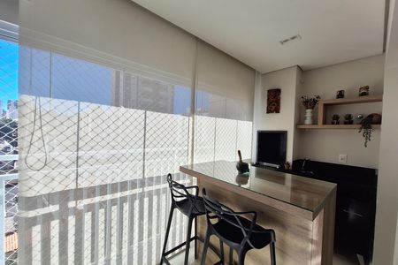 Apartamento à venda com 96m², 2 quartos e 3 vagas Apartamento à venda com 96m², 2 quartos e 3 vagasSacada