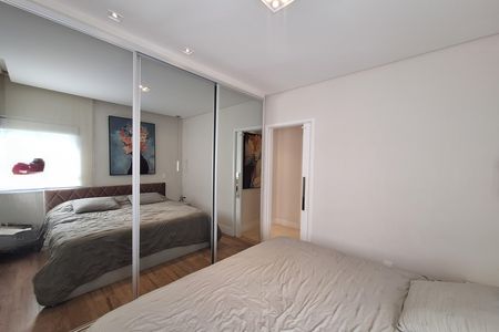 Apartamento à venda com 96m², 2 quartos e 3 vagas Apartamento à venda com 96m², 2 quartos e 3 vagasSuíte 1