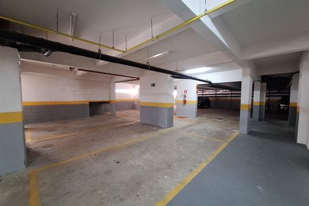 Garagem de apartamento à venda com 2 quartos, 96m² em Vila Valparaíso, Santo André