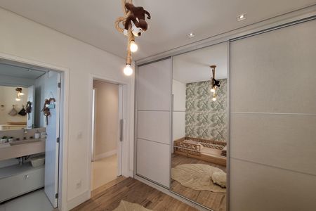 Apartamento à venda com 96m², 2 quartos e 3 vagas Apartamento à venda com 96m², 2 quartos e 3 vagasSuíte 2