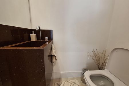 Apartamento à venda com 96m², 2 quartos e 3 vagas Apartamento à venda com 96m², 2 quartos e 3 vagasLavabo
